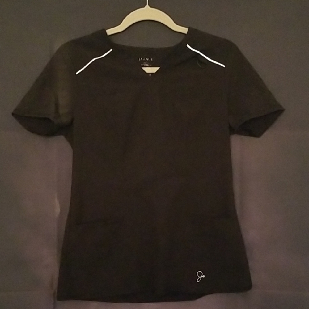 Jaanuu Black Top & Bottom with Reflective Accents